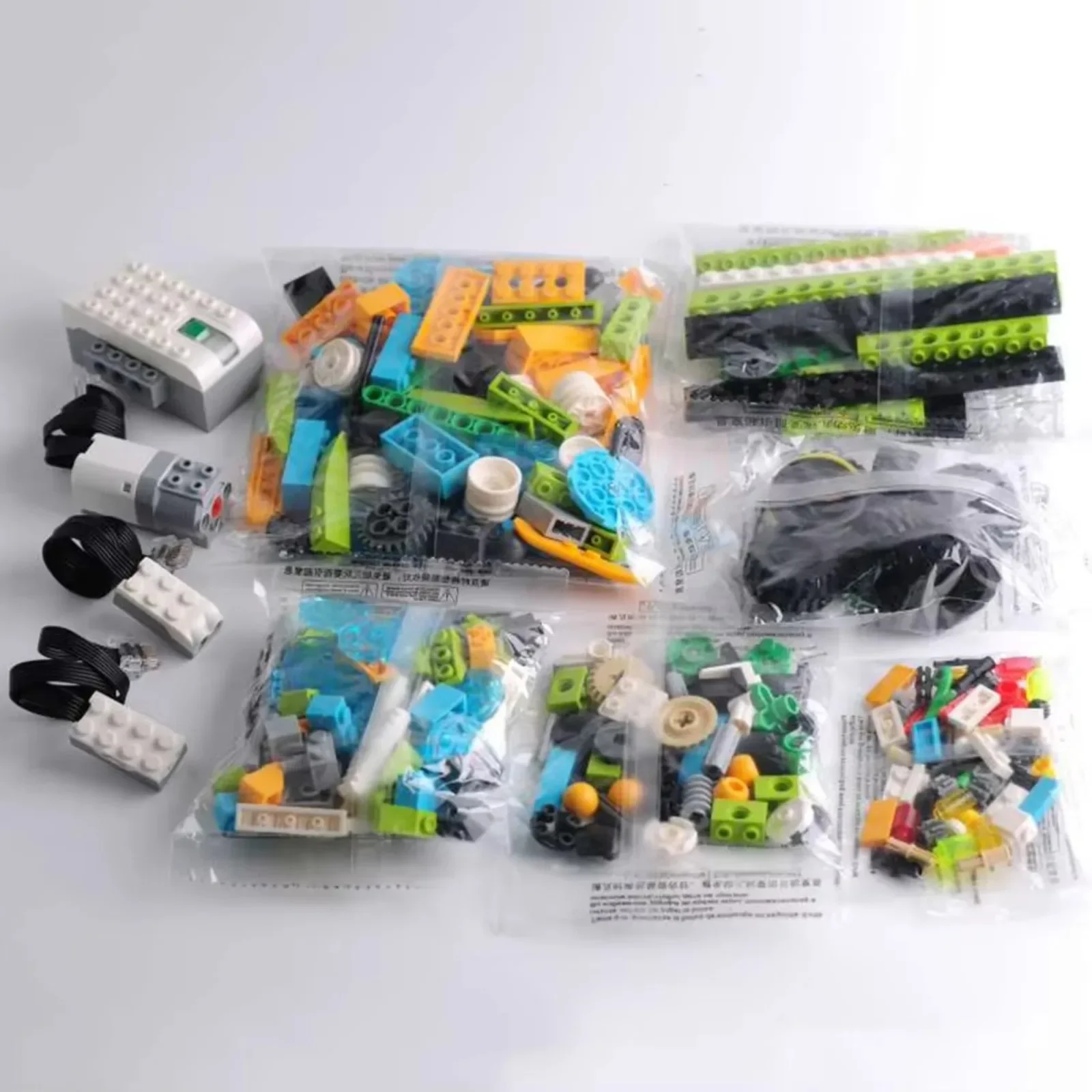STEM We-do2.0 45300 코어 프로그래밍 키 - Lego Set Technic 리뷰 및 가격